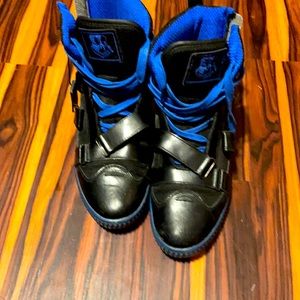 Comfortable shoes very stylish